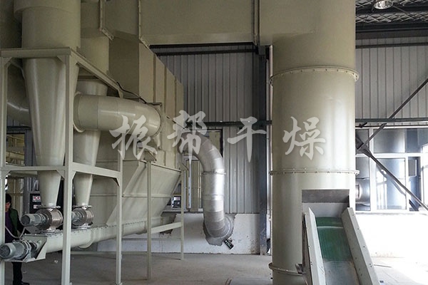 超細(xì)粉干燥機(jī)與旋轉(zhuǎn)閃蒸干燥機(jī)的...